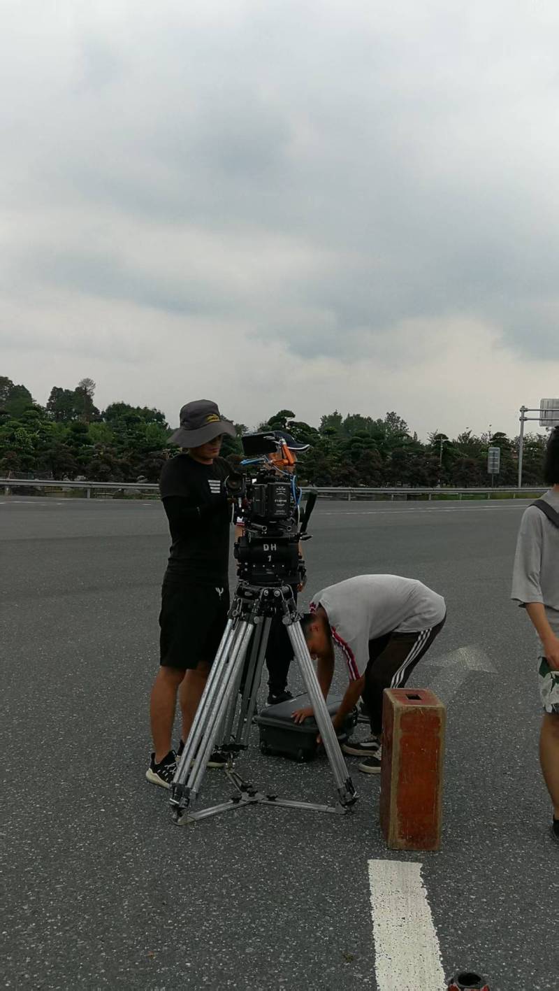 东坡区TVC拍摄公司：唤醒集体记忆，构建跨代际沟通桥梁